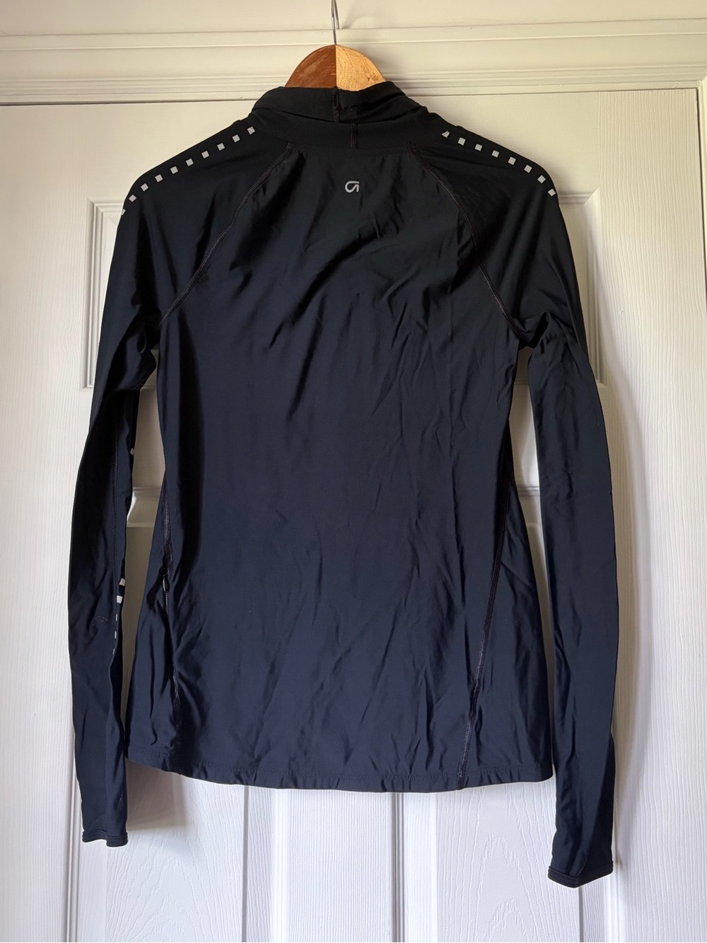 GapFit Reflective Pullover Cowlneck Black Athletic Running Top Size Small - Picture 6 of 6
